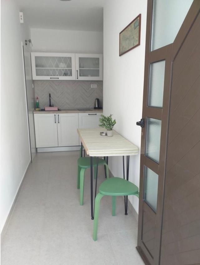 Apartmani Tina Jelsa  Ngoại thất bức ảnh